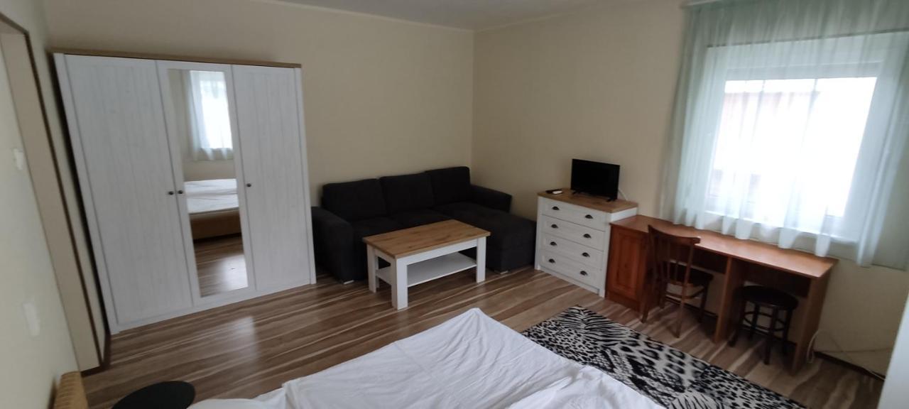 Lila Fuge Apartman Leilighet Balatonfüred Eksteriør bilde