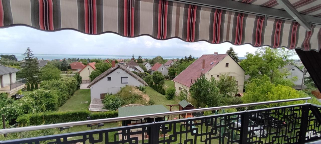 Lila Fuge Apartman Leilighet Balatonfüred Eksteriør bilde