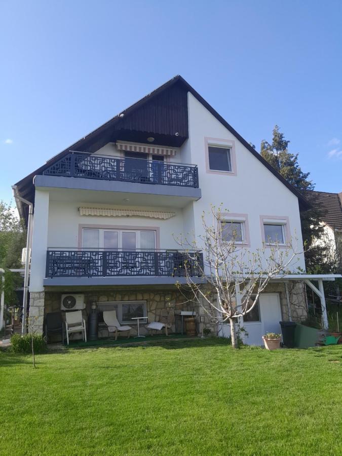 Lila Fuge Apartman Leilighet Balatonfüred Eksteriør bilde