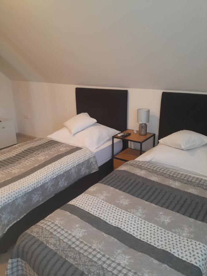 Lila Fuge Apartman Leilighet Balatonfüred Eksteriør bilde