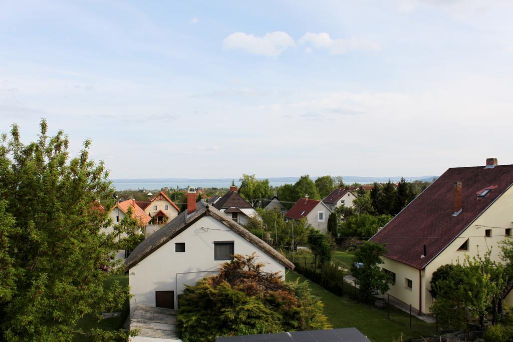 Lila Fuge Apartman Leilighet Balatonfüred Eksteriør bilde